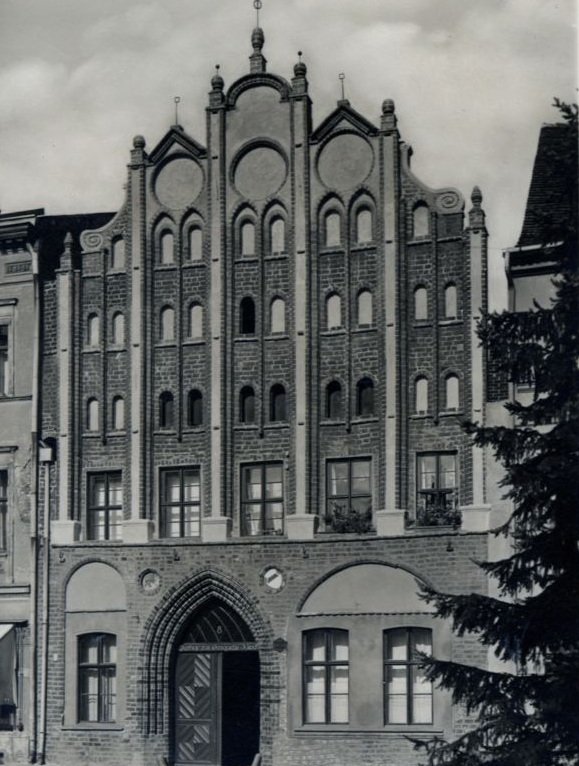 Kamienica Adolpha Aschera